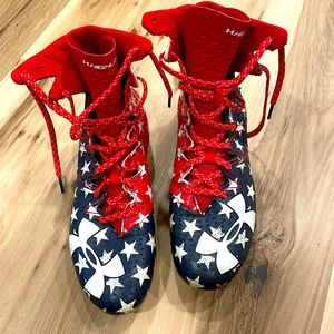 Under Armour lacrosse high top cleats.like new. Size 9
